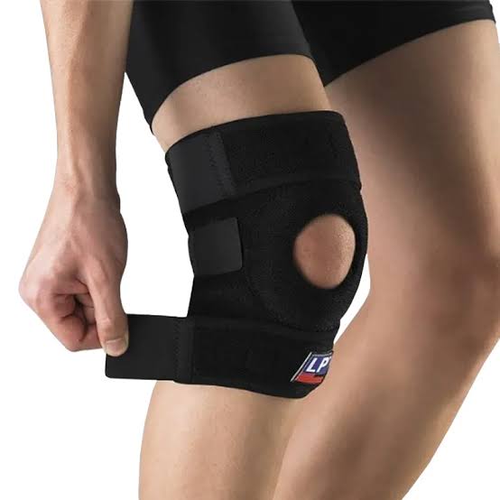 EASYCARE OPEN PATELLA KNEE SUPPORT